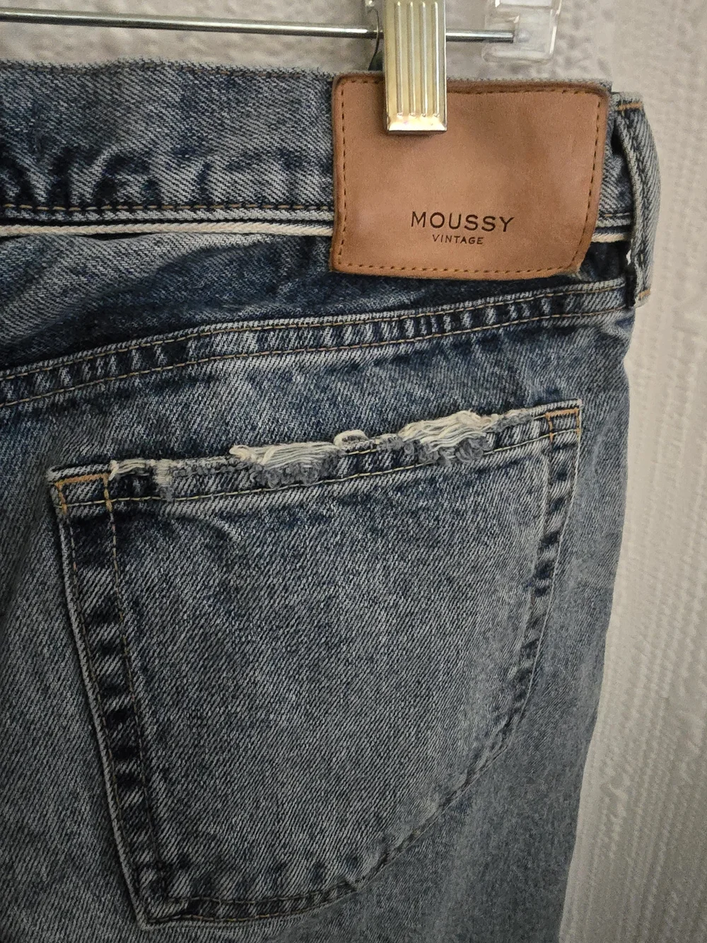 Moussy Faded Light Blue Straight-Leg Womens Size 28 Jeans